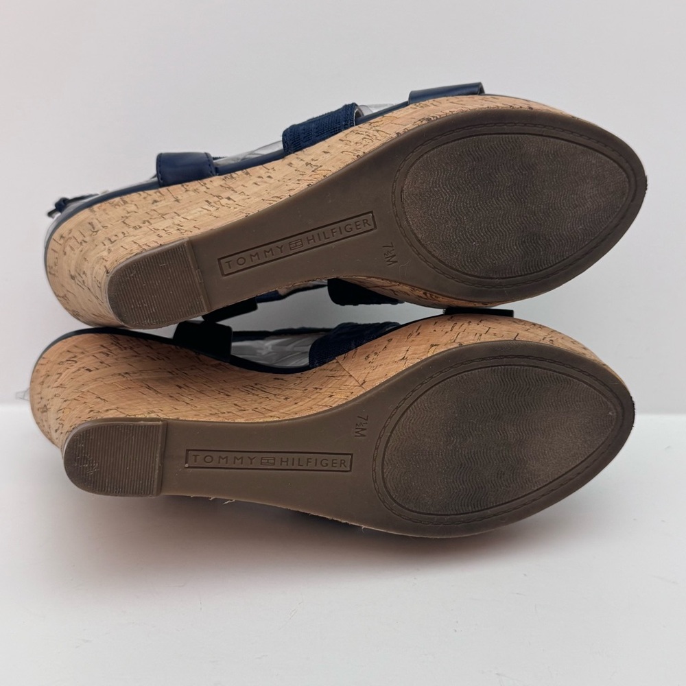 Tommy Hilfiger Woman’s Wedge Sandals Size7.5 Navy Blue Cork Platform Logo Straps - Picture 11 of 13